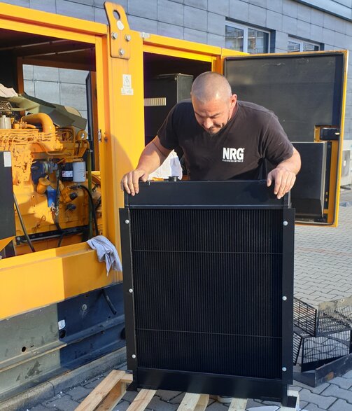 SERVICE OF DIESEL GENERATORS